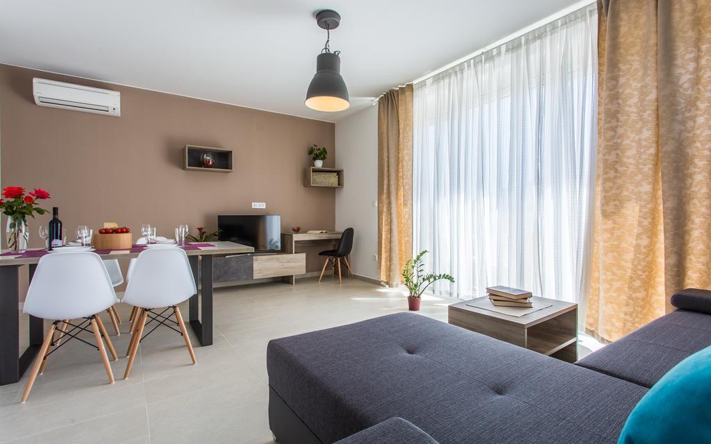 Apartments Viktorija Baška Eksteriør bilde
