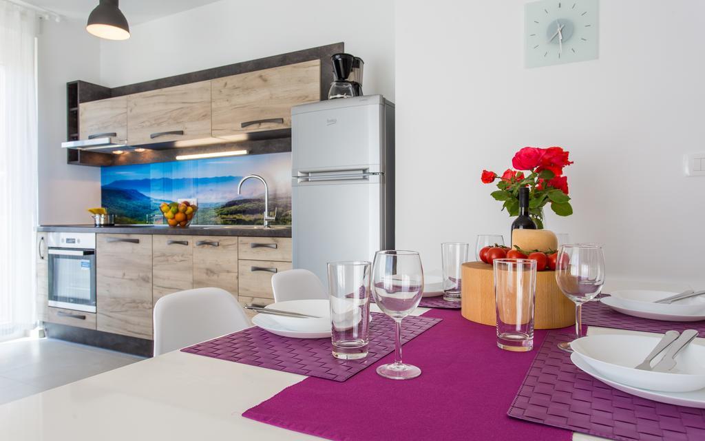 Apartments Viktorija Baška Eksteriør bilde