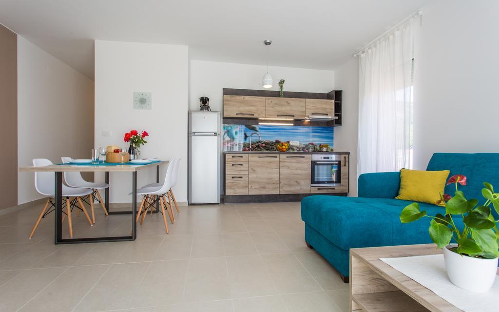 Apartments Viktorija Baška Eksteriør bilde