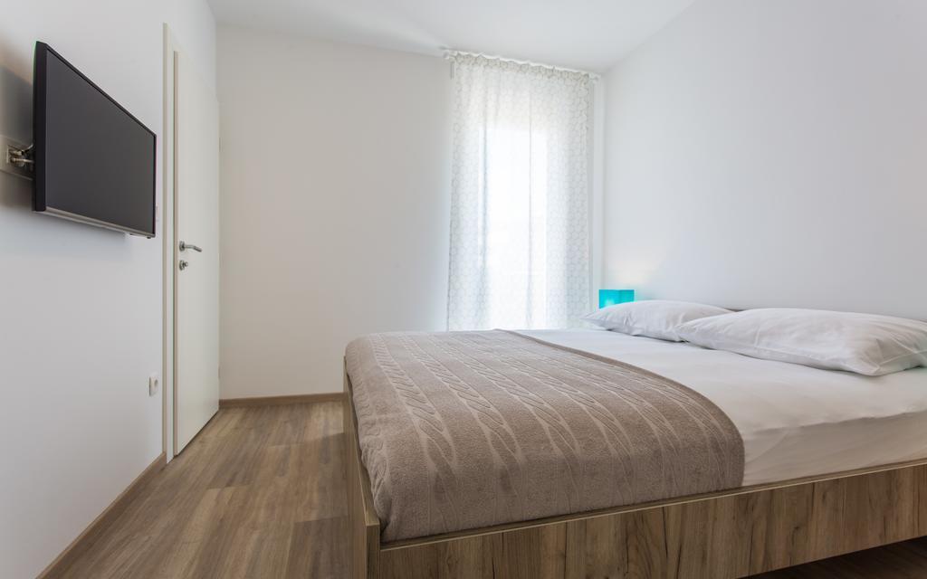 Apartments Viktorija Baška Eksteriør bilde