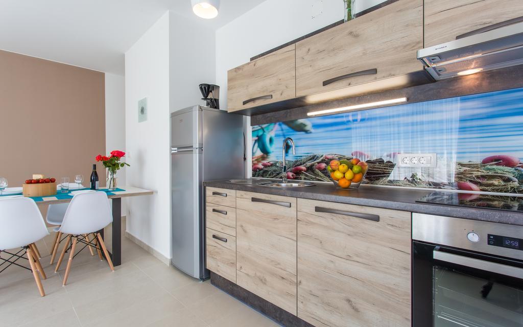 Apartments Viktorija Baška Eksteriør bilde