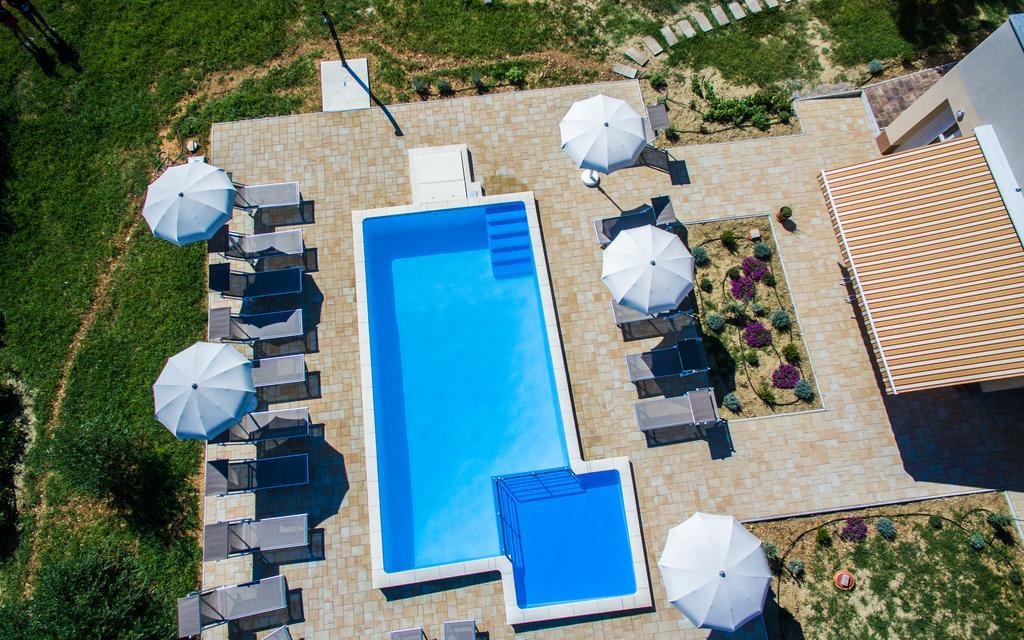 Apartments Viktorija Baška Eksteriør bilde